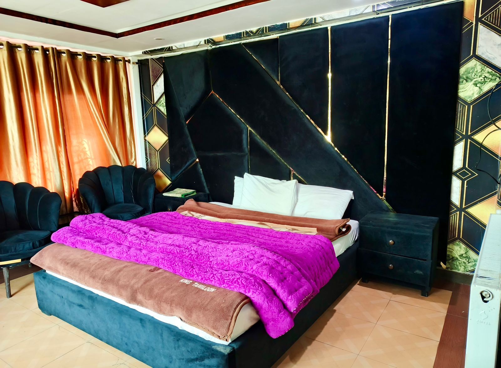 Hotel in Murree GPO for sale