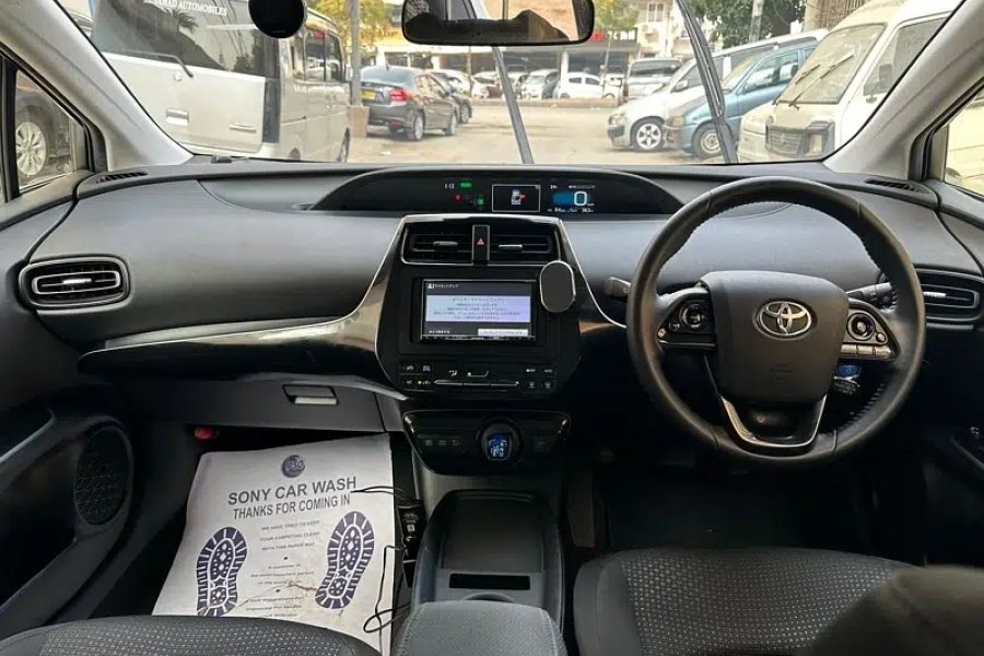 Toyota Prius Hybrid Model 2020