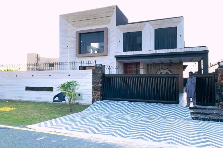 6 Beds Double Unit 1 Kanal Lavish Brand New Bungalow On Top Location For Sale in DHA Phase 7 Lahore