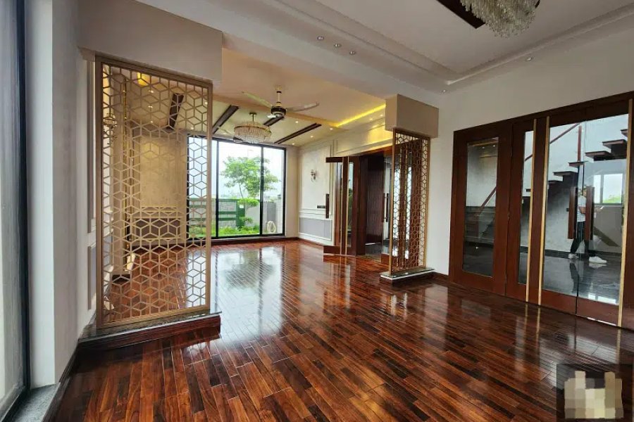 1 Kanal Lavish Brand New Bungalow On Top Location For Sale in DHA Phase 7 Lahore