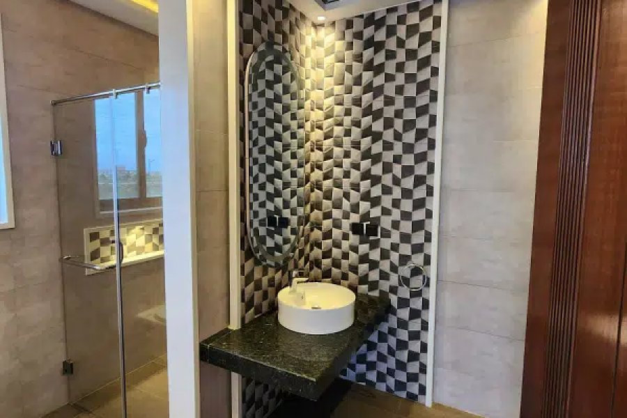 1 Kanal Lavish Brand New Bungalow On Top Location For Sale in DHA Phase 7 Lahore