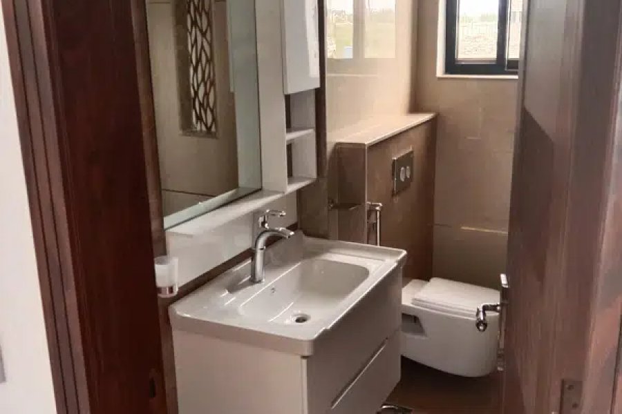 1 KANAL USED MODERN HOUSE FOR SALE IN DHA PHASE 1