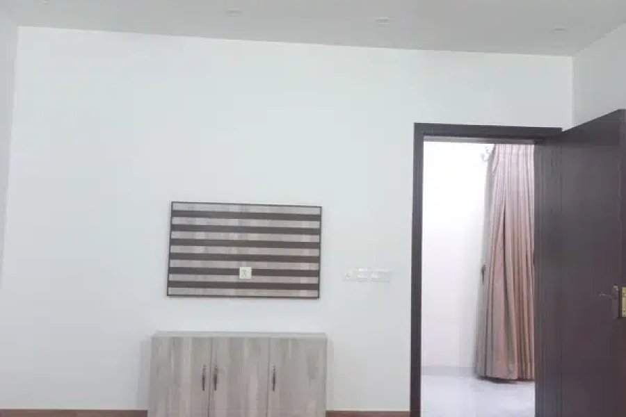 1 KANAL USED MODERN HOUSE FOR SALE IN DHA PHASE 1
