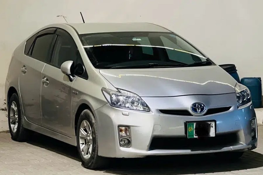Toyota Prius 2011 S LED Edition With Beige Room Interior 2011/2014 Allama Iqbal Road, Lahore
