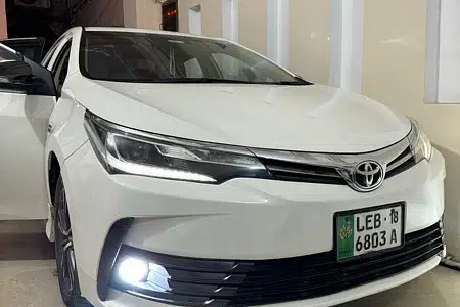 Toyota Corolla Altis Grande Nishat Park, Sialkot