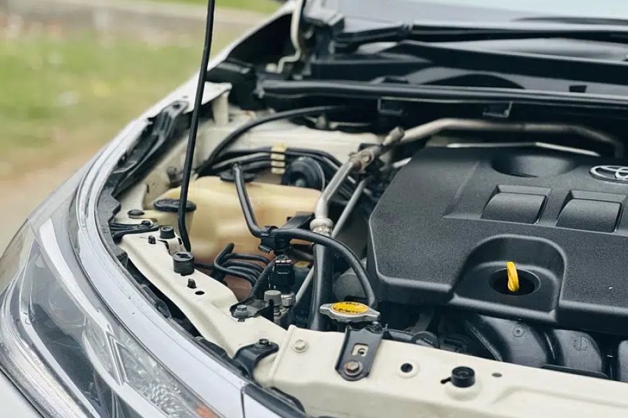 Toyota Corolla Altis Grande 1.8 Total Genuine Model Town, Lahore