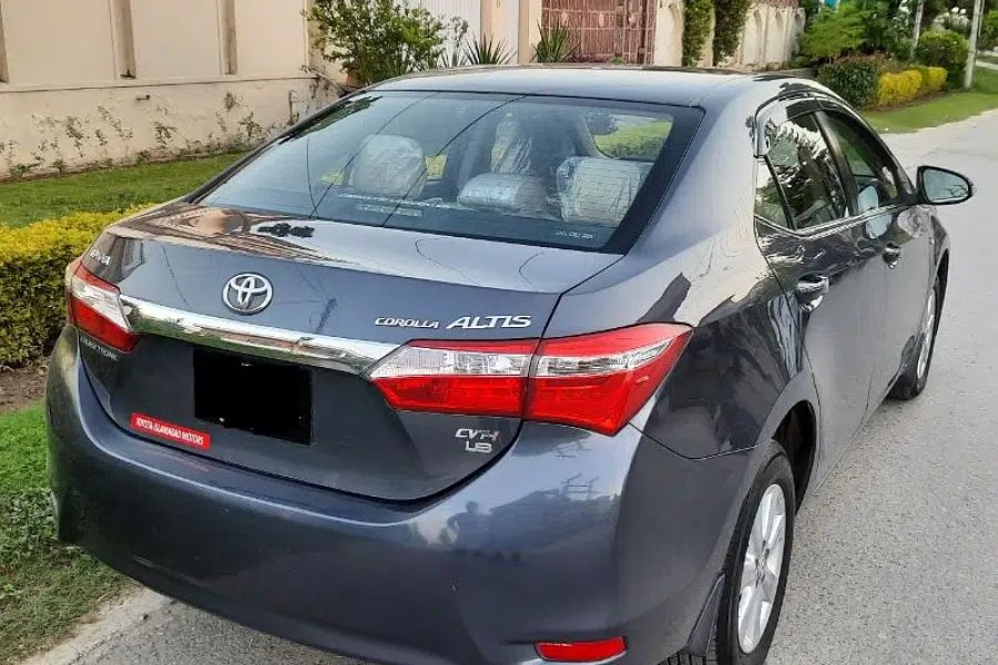 Toyota Corolla Altis CVT 1.8 Cruisetronic 2016 Untouched DHA Defence, Islamabad-0