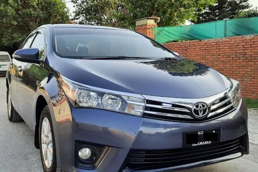 Toyota Corolla Altis CVT 1.8 Cruisetronic 2016 Untouched DHA Defence, Islamabad