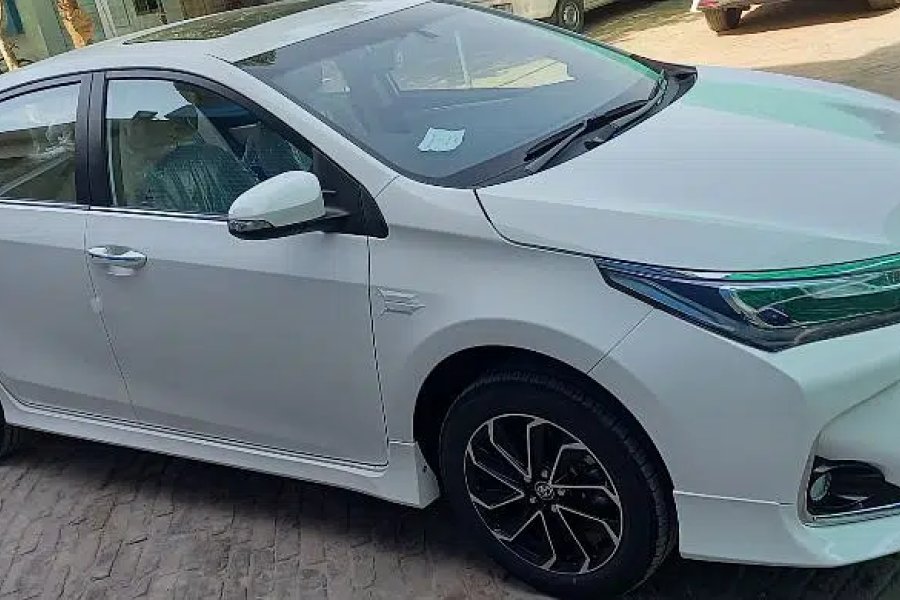 TOYOTA COROLLA GRANDE 1.8 CVT X (SUPER WHITE WITH BEIGE) (2023) (ZERO) Khanewal Road, Multan