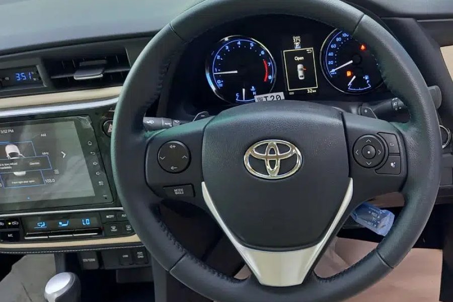 TOYOTA COROLLA GRANDE 1.8 CVT X (SUPER WHITE WITH BEIGE) (2023) (ZERO) Khanewal Road, Multan