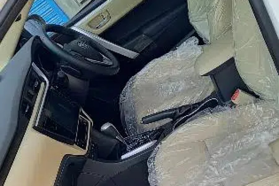TOYOTA COROLLA GRANDE 1.8 CVT X (SUPER WHITE WITH BEIGE) (2023) (ZERO) Khanewal Road, Multan