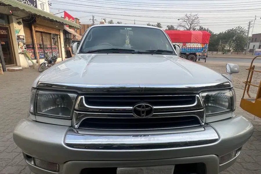 Toyota Surf SSG V63400 Park View Villas, Lahore