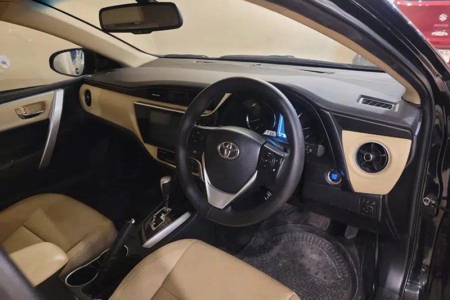 Corolla Grande X black Model 2021 Chungi No 9, Multan