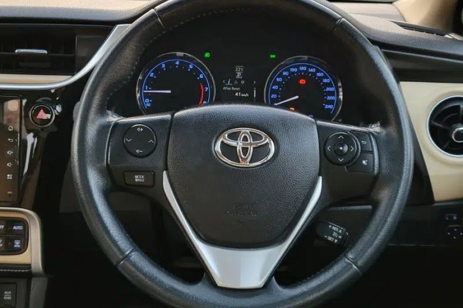 Toyota Corolla Altis Grande 2019 Askari 10, Lahore