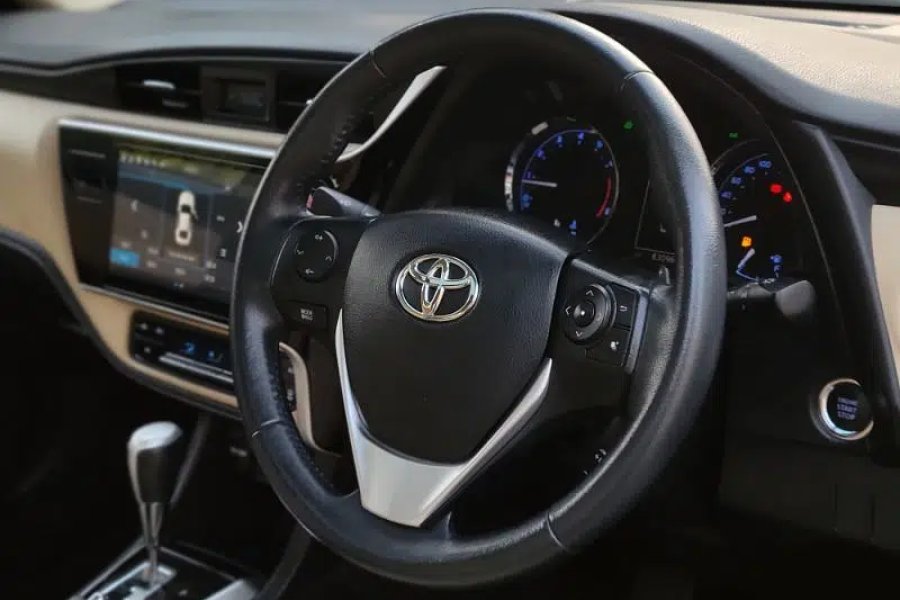 Toyota Corolla Altis Grande 2019 Askari 10, Lahore