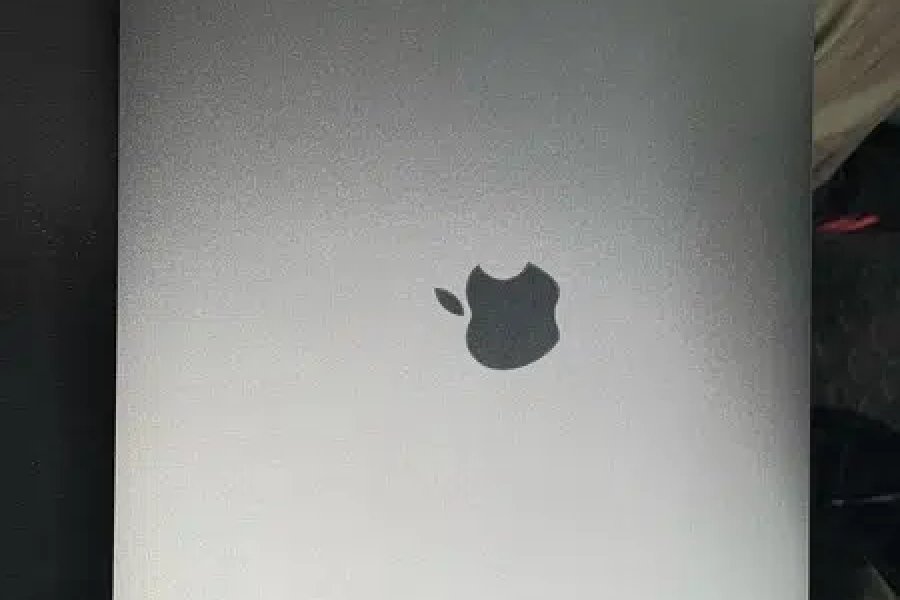 MacBook Pro 2018 late Johar Town, Lahore