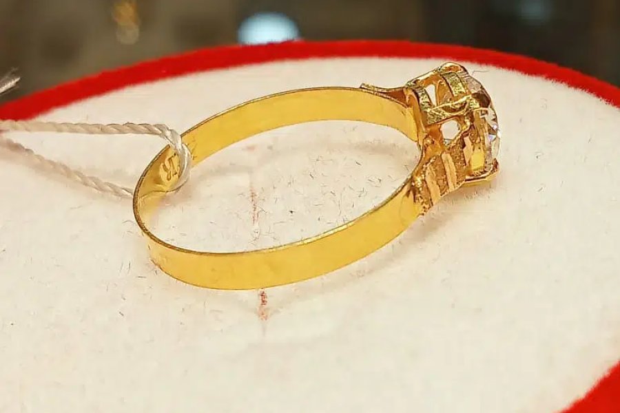 men gold ring / gold ring for girls /white gold ring / white gold Shah Faisal Town, Karachi