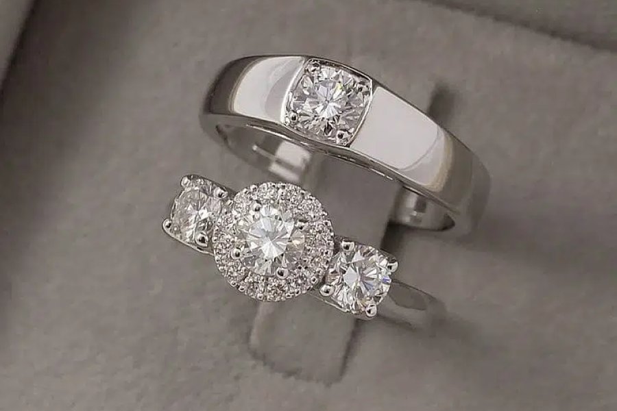 YAQOOB & SON JEWELLERS DIAMOND , GOLD , PLATINUM , PLADIUM and SILVER Gulistan-e-Jauhar Block 5, Karachi