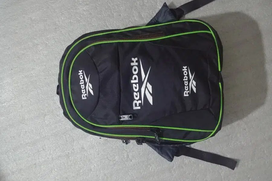 School bags available for sale. Kamra, Attock