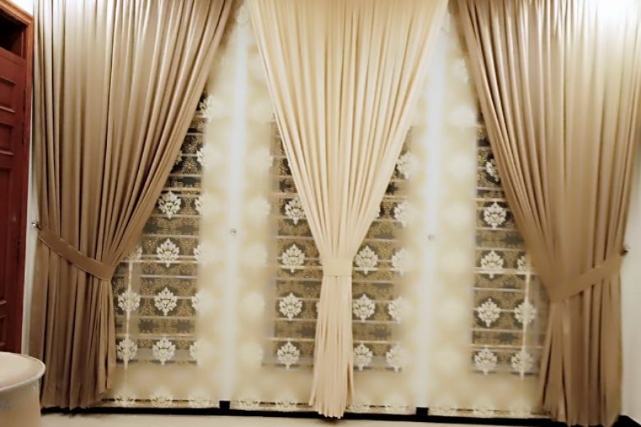 Unique Design Curtain( SHAH FABRICS)-0