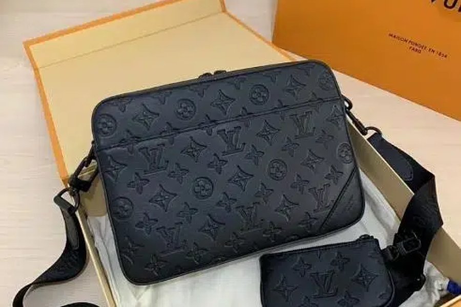 Branded Imported High Quality Crossbody Bags with Complete Box DHA Phase 1, Karachi