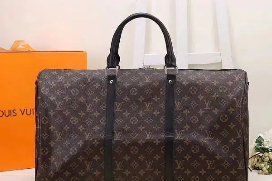 Branded Imported Traveling Bags Defence Homes Society, Sialkot