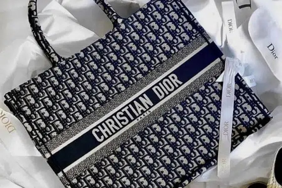 Branded Women&#39;s Imported Handbags Defence Homes Society, Sialkot