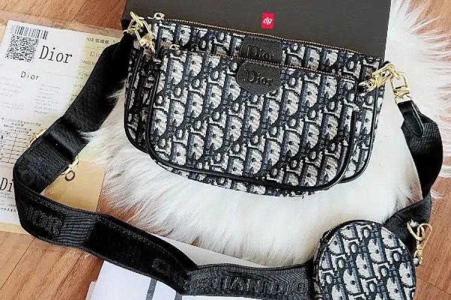 Branded Women&#39;s Imported Handbags DHA Phase 1, Karachi