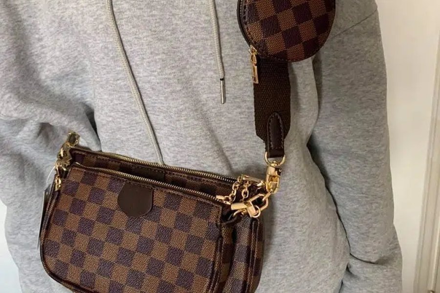 Branded Women Imported Handbags Gulberg, Faisalabad