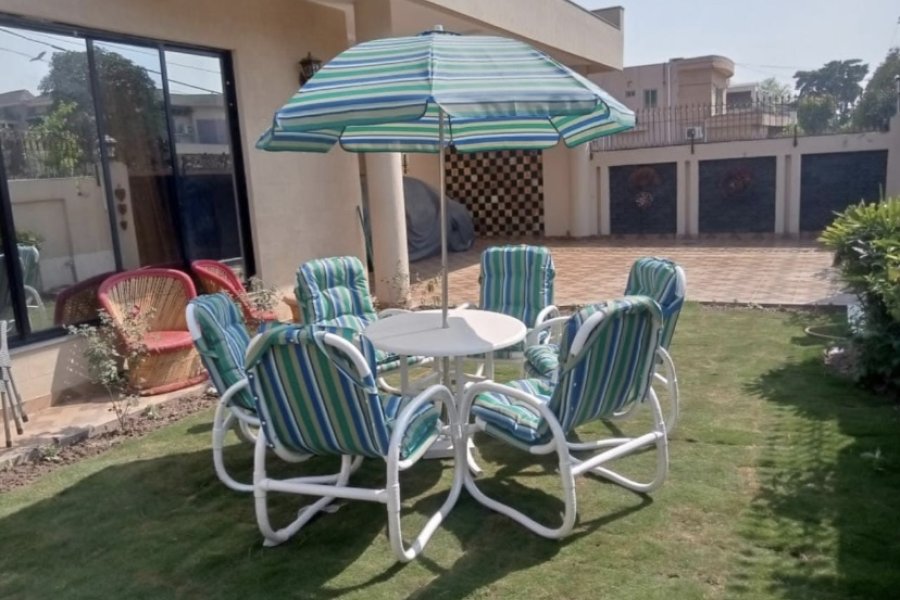 Miami Chairs Outdoor for selling, 9K each chair