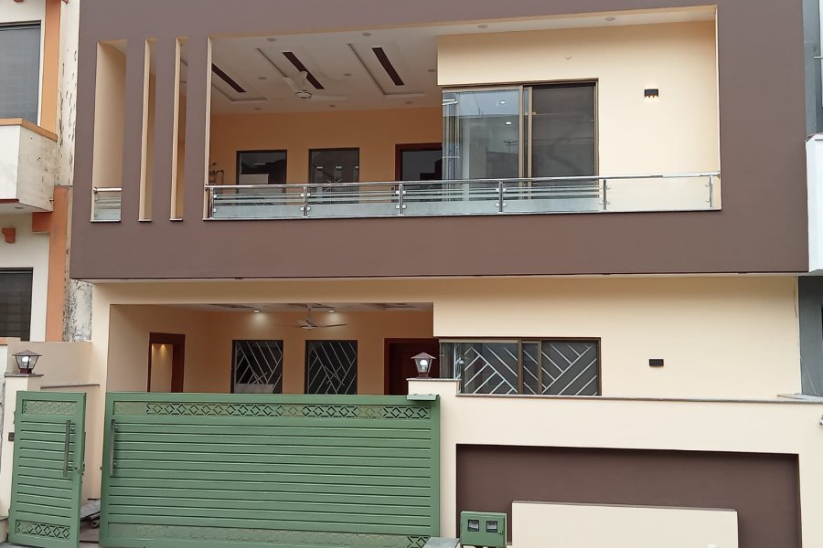 7 Marla Luxury House for Rent in Multi Garden B-17, Islamabad.