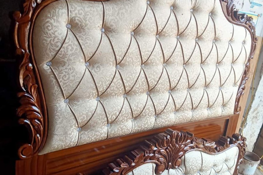 Wooden Bed with Classic Design