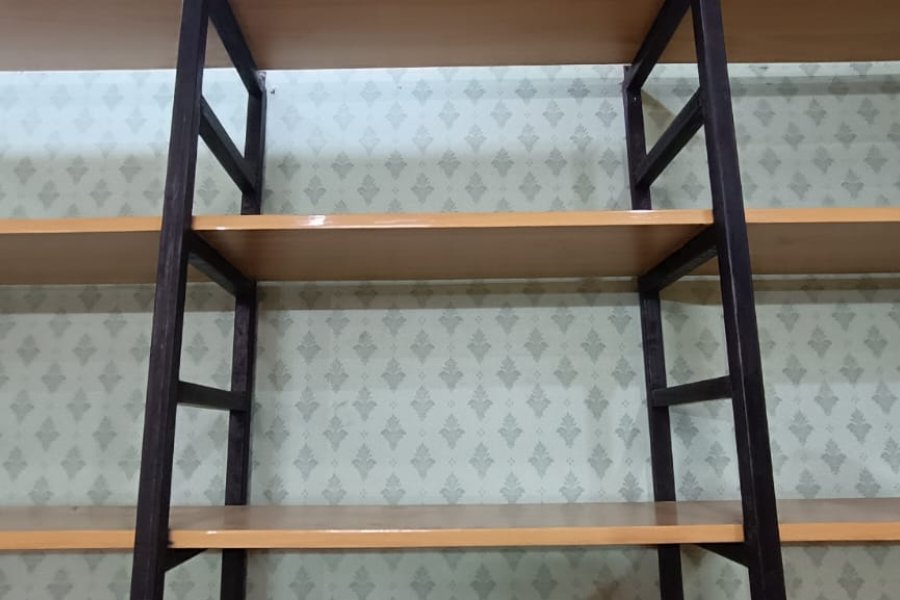 Racks available for Sale in Lahore.