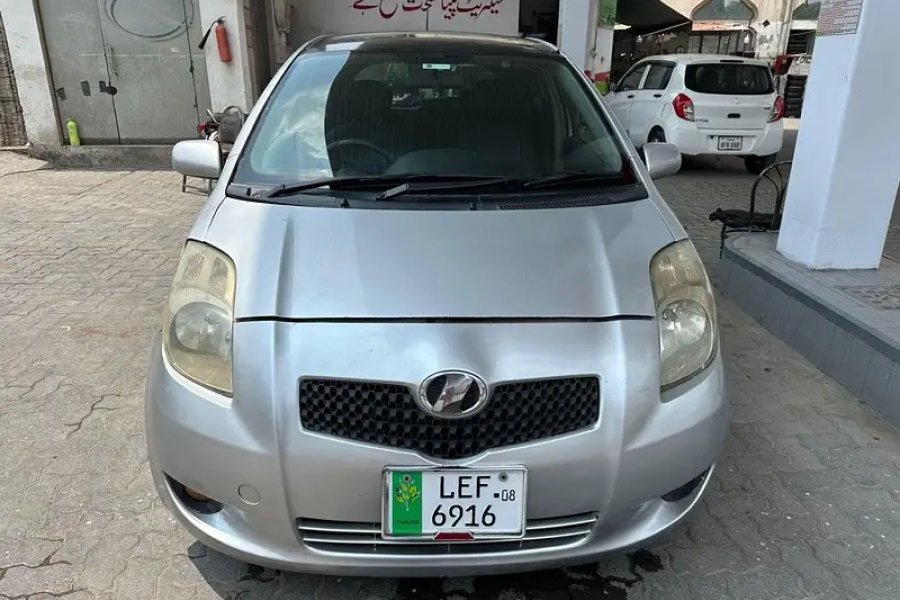 Toyota Vitz 2005-0