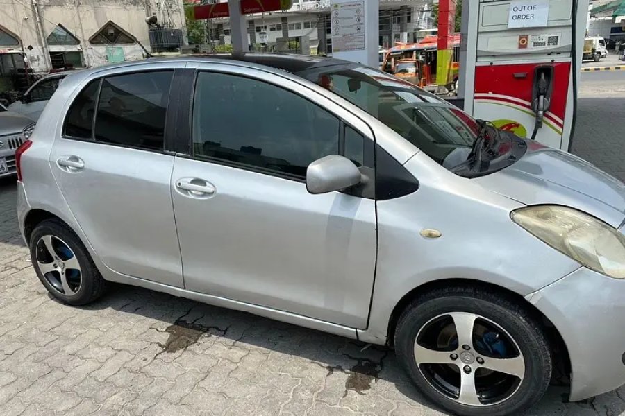 Toyota Vitz 2005