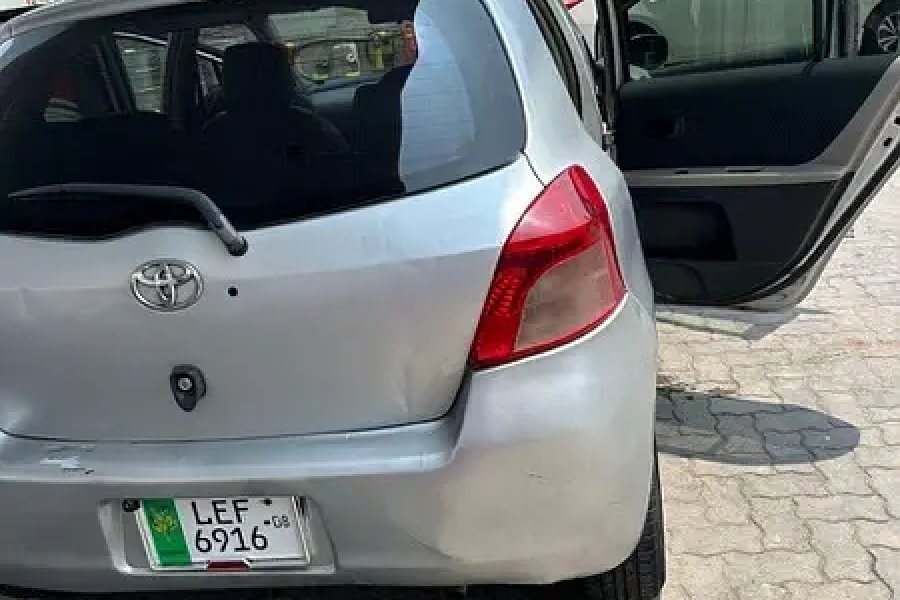 Toyota Vitz 2005
