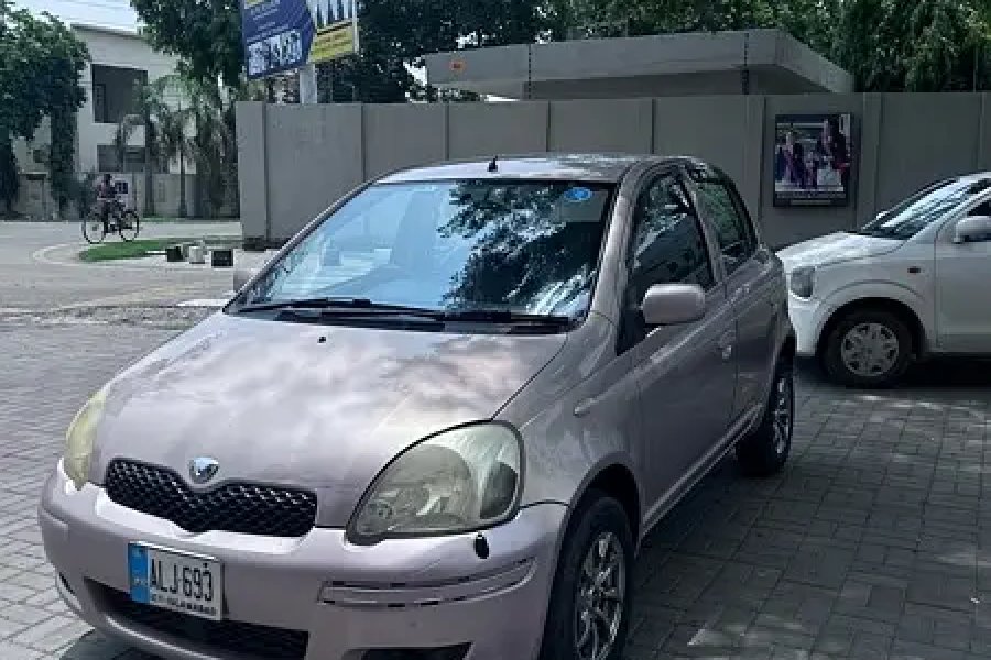 Toyata Vitz 2002