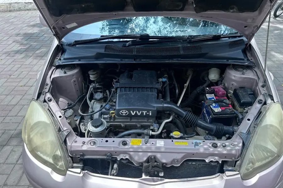 Toyata Vitz 2002