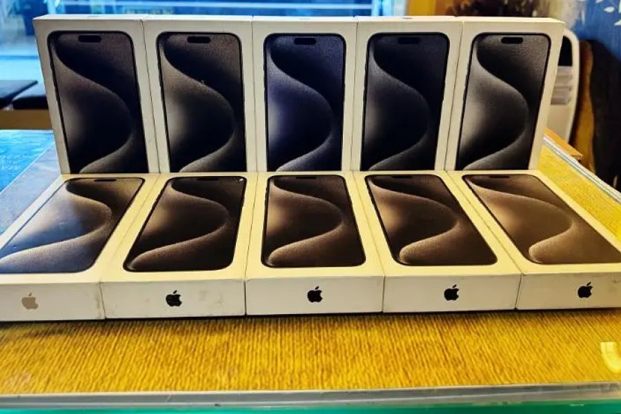 IPHONE 15PRO MAX J. V LOCKED 256GB NATURAL/SILVER/BLUE/BLACK STOCKS
