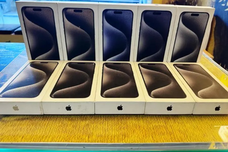IPHONE 15PRO MAX J. V LOCKED 256GB NATURAL/SILVER/BLUE/BLACK STOCKS
