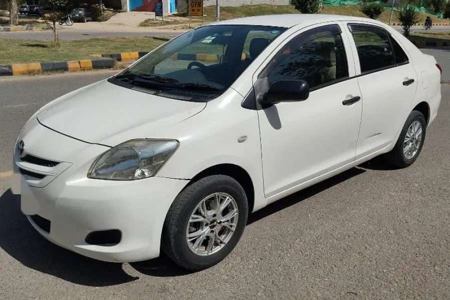 Toyota Belta 2008
