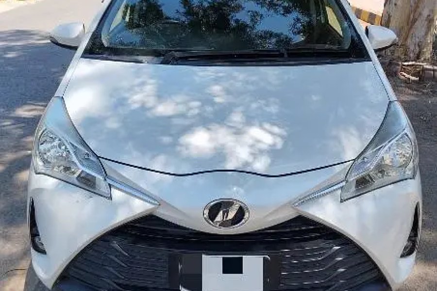Toyota Vitz 2018 Safety Edition 3-0