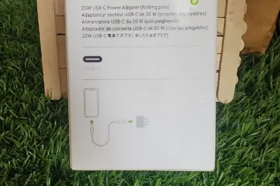 iPhone 14 Pro Max Charger