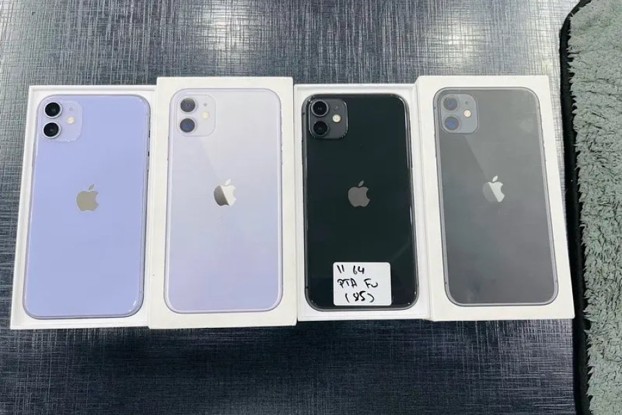 iPhone 11-0