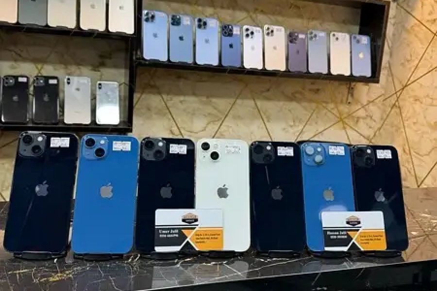Apple iphone 13 128gb Non pta with Sim time 4 months