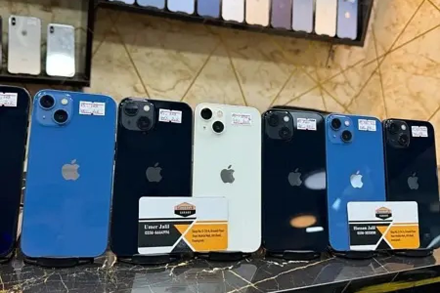 Apple iphone 13 128gb Non pta with Sim time 4 months
