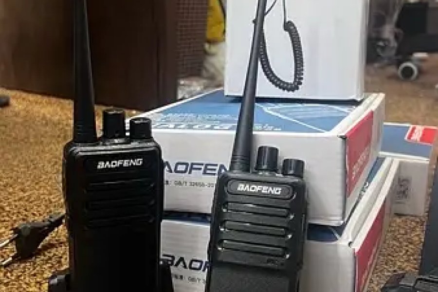 walkie talkie /wireless set /Motorola Walkie Talkie / intercom