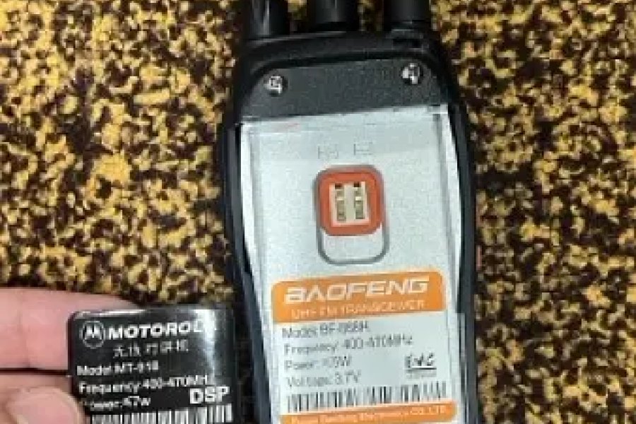 walkie talkie / wireless set / Motorola Walkie Talkie
