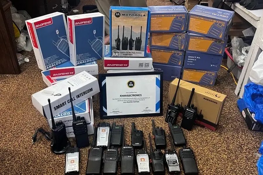 walkie talkie / wireless set / intercom / Hiking items