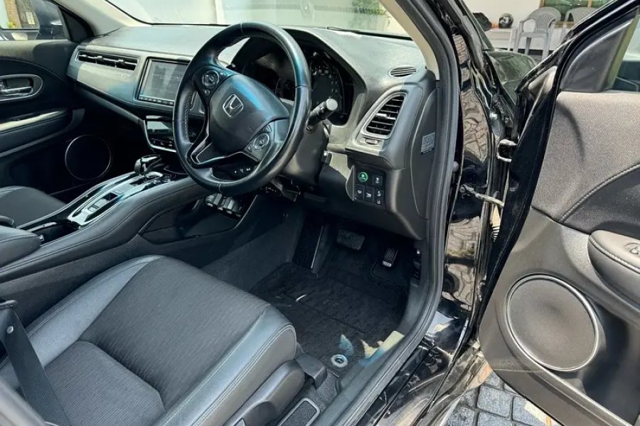 Honda Vezel 2019 28000km bump to bump original